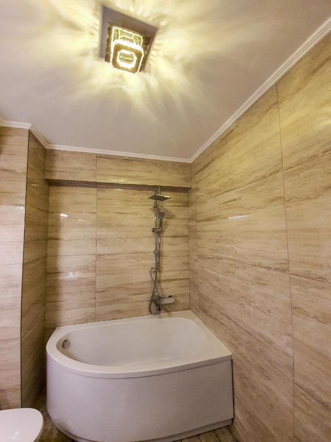 Central.Deluxe.Apartament.Oradea Luaran gambar